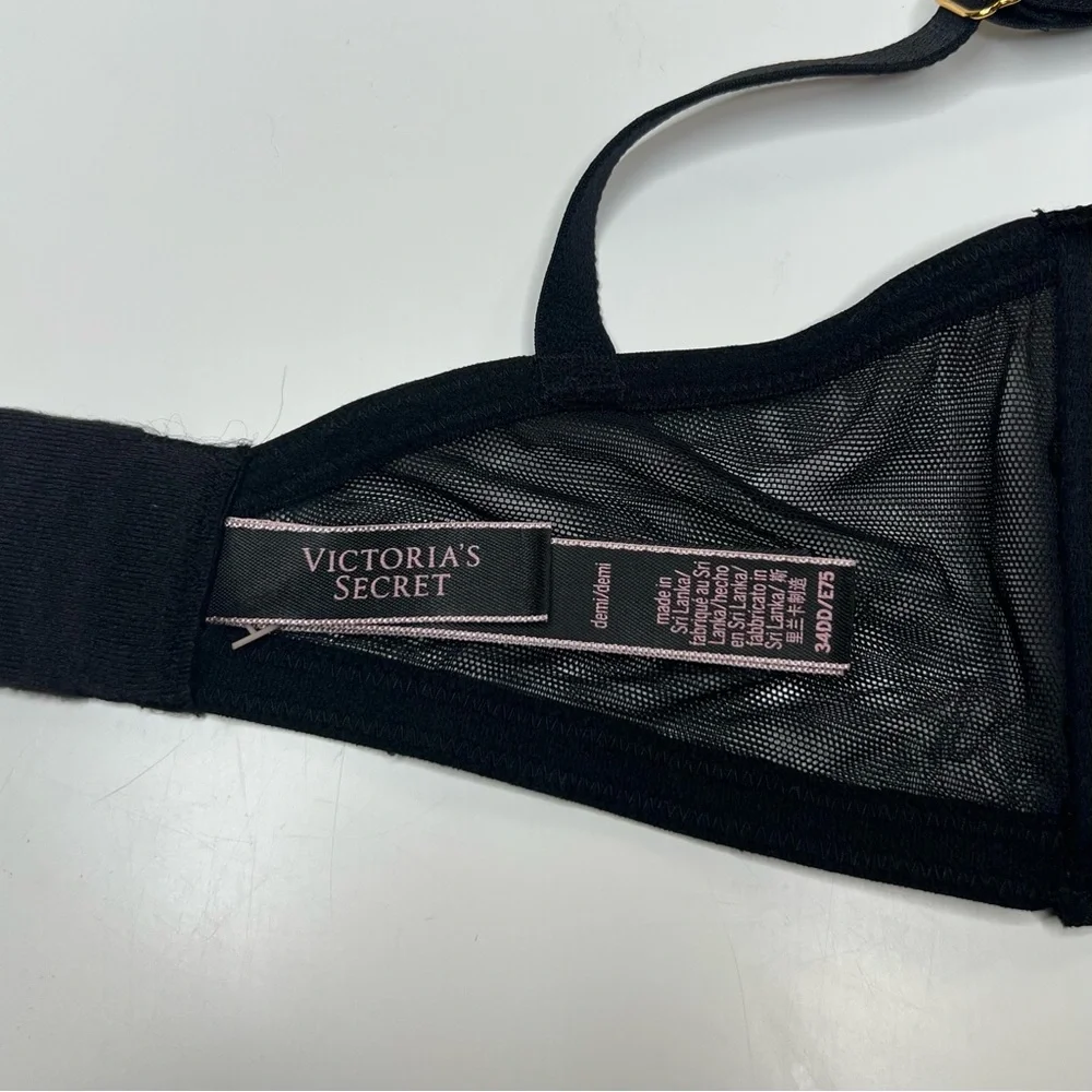 Victoria’s Secret Unlined Demi Bra - Picture 6 of 8